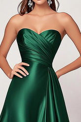 Dunkelgrünes A-Linie Satin Herzausschnitt Langes Ballkleid